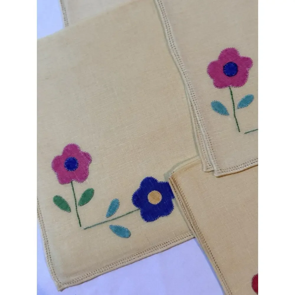 Vintage Linen Luncheon Napkins Set of 8 14x14 Appliqué Flower Floral Mid Century